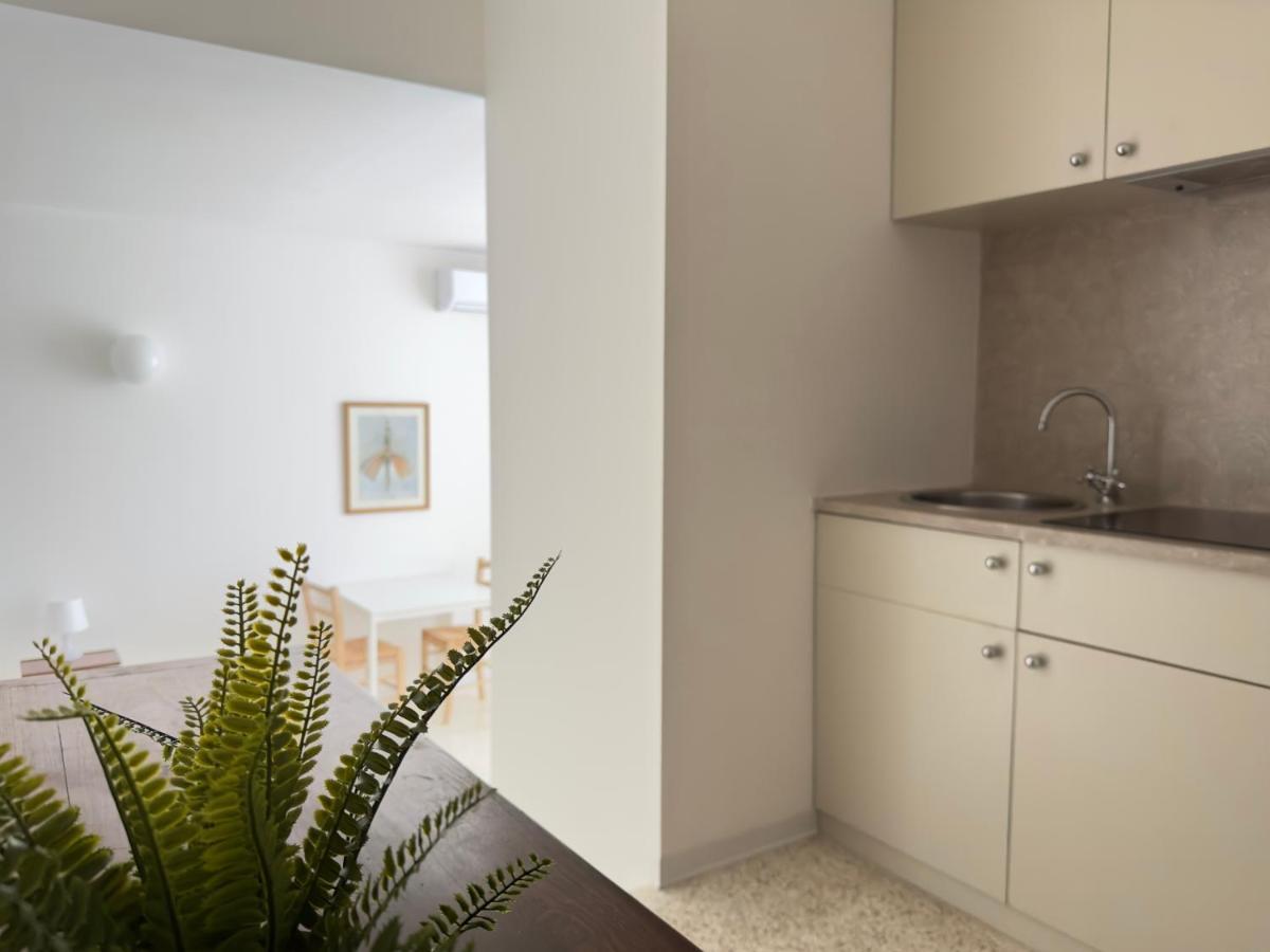 Minimal Apartment Navigli Milano Ngoại thất bức ảnh